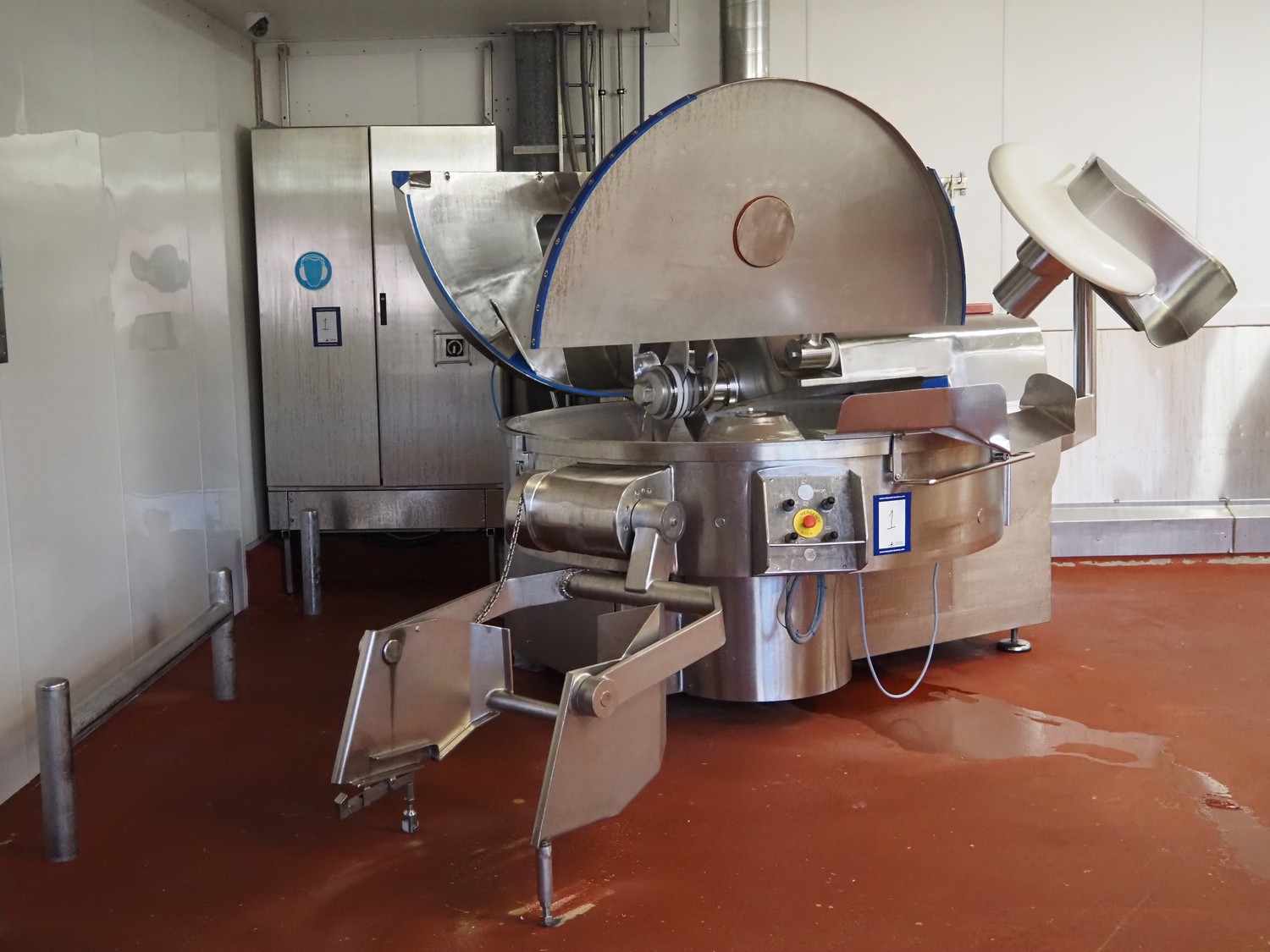Online auction machinery and inventory for the production of frozen snacks due to factory closure GoodLife Foods in Dordrecht (NL)