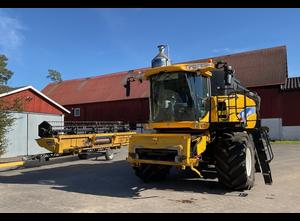 New Holland CX8060 Agricultural Machine