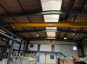 Sale of 3 Alsthom CGMS & DEMAG single-rail overhead travelling cranes (5T)