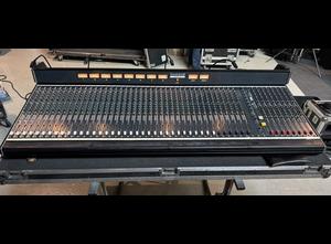 Soundcraft 8000 40Kanal Analog Mixing Console