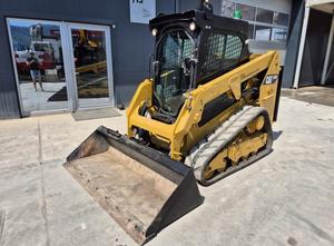 Caterpillar 239D Loader