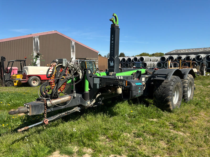 Online Auction: Agriculture, earthmoving and construction machinery