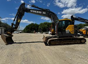 VOLVO ECR235EL Excavator