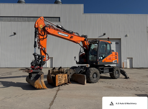 Doosan DX165W-5 Excavator