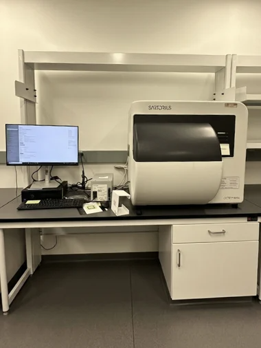 Online Auction: Analytical Lab Equipment Auction